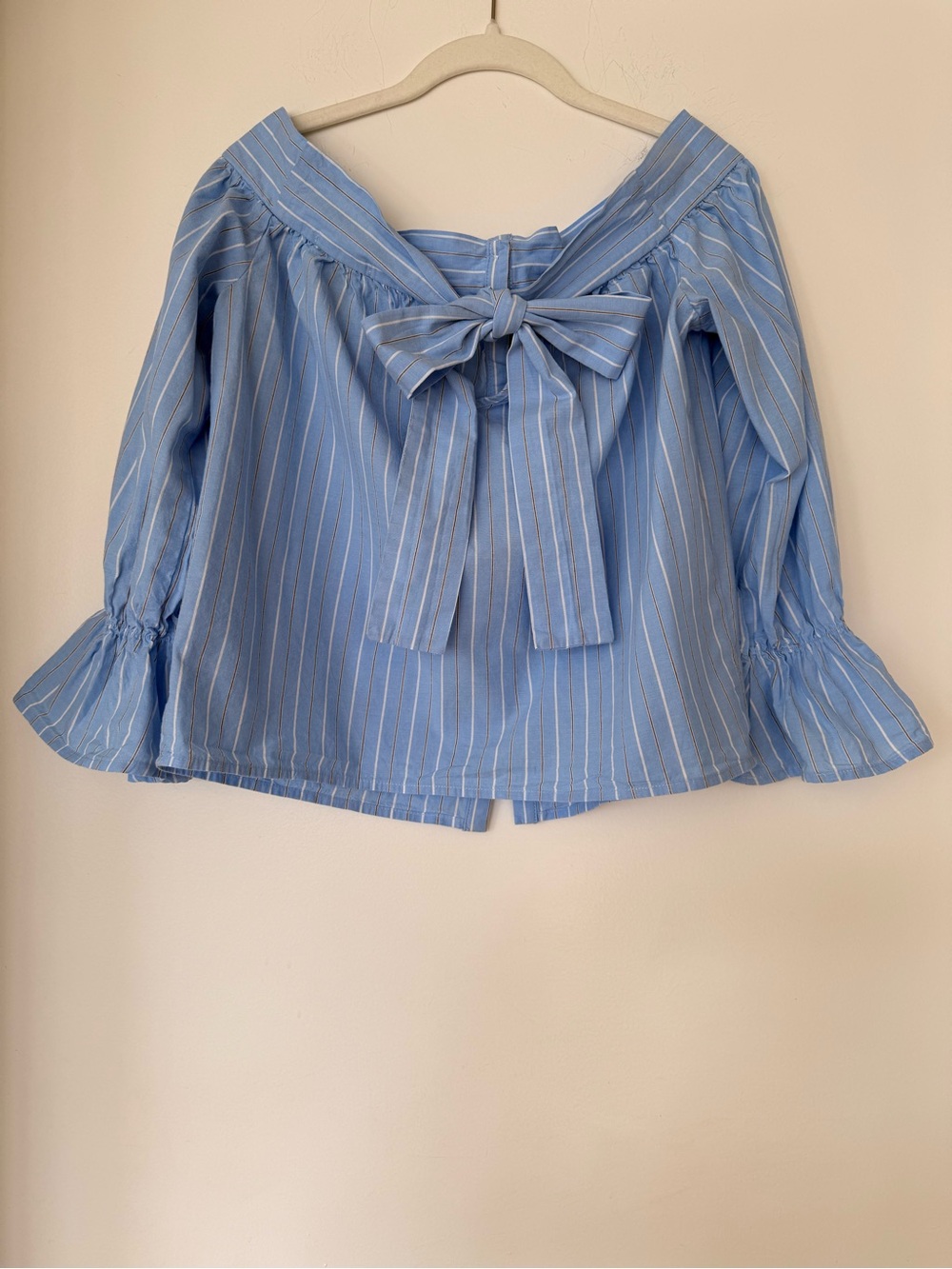 Striped Off-Shoulder Blue Button-Back Top - Picture 4 of 7